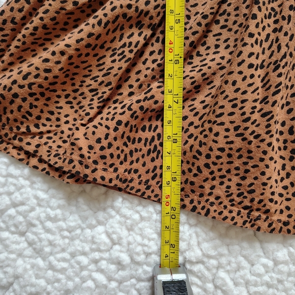 Japna Women's Size XS Cheetah Print Smocked Peplum Top - Picture 7 of 11